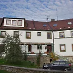 Pod Třebouňákem Casa de hóspedes Treboun
