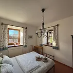 Pod Třebouňákem Casa de hóspedes Treboun
