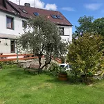 Pod Třebouňákem 3* Treboun