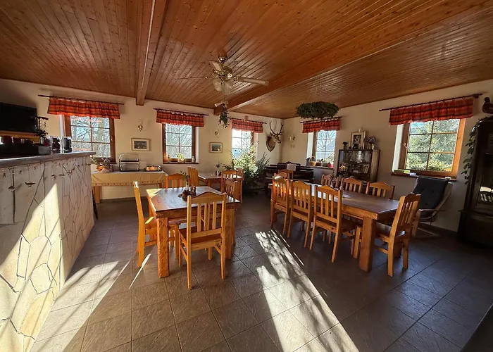 Pod Trebounakem 게스트하우스 *