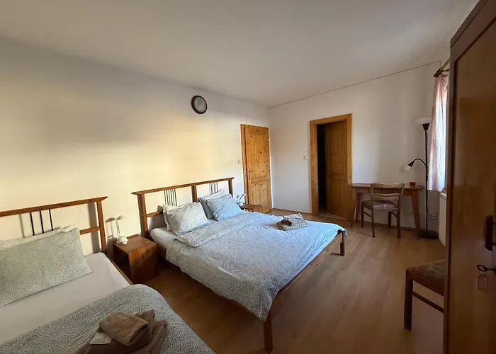 게스트하우스 Pod Trebounakem Treboun