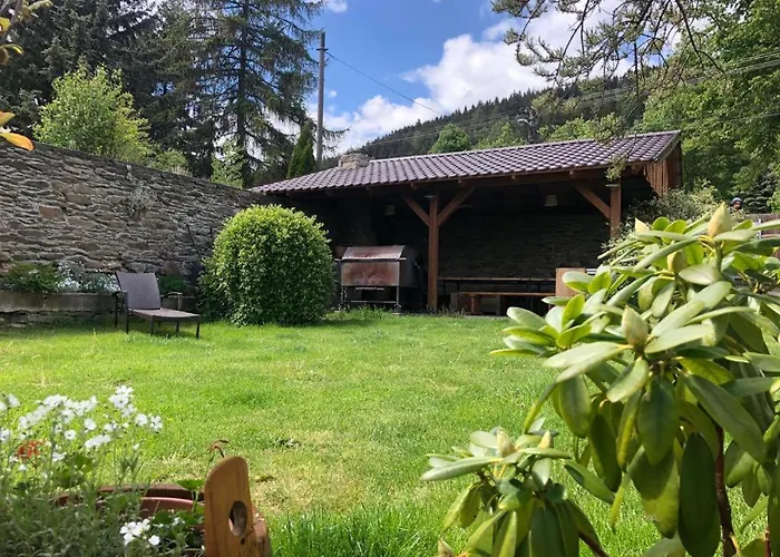 게스트하우스 Pod Trebounakem Treboun